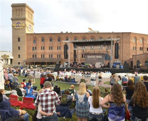hard rock sioux city concerts.